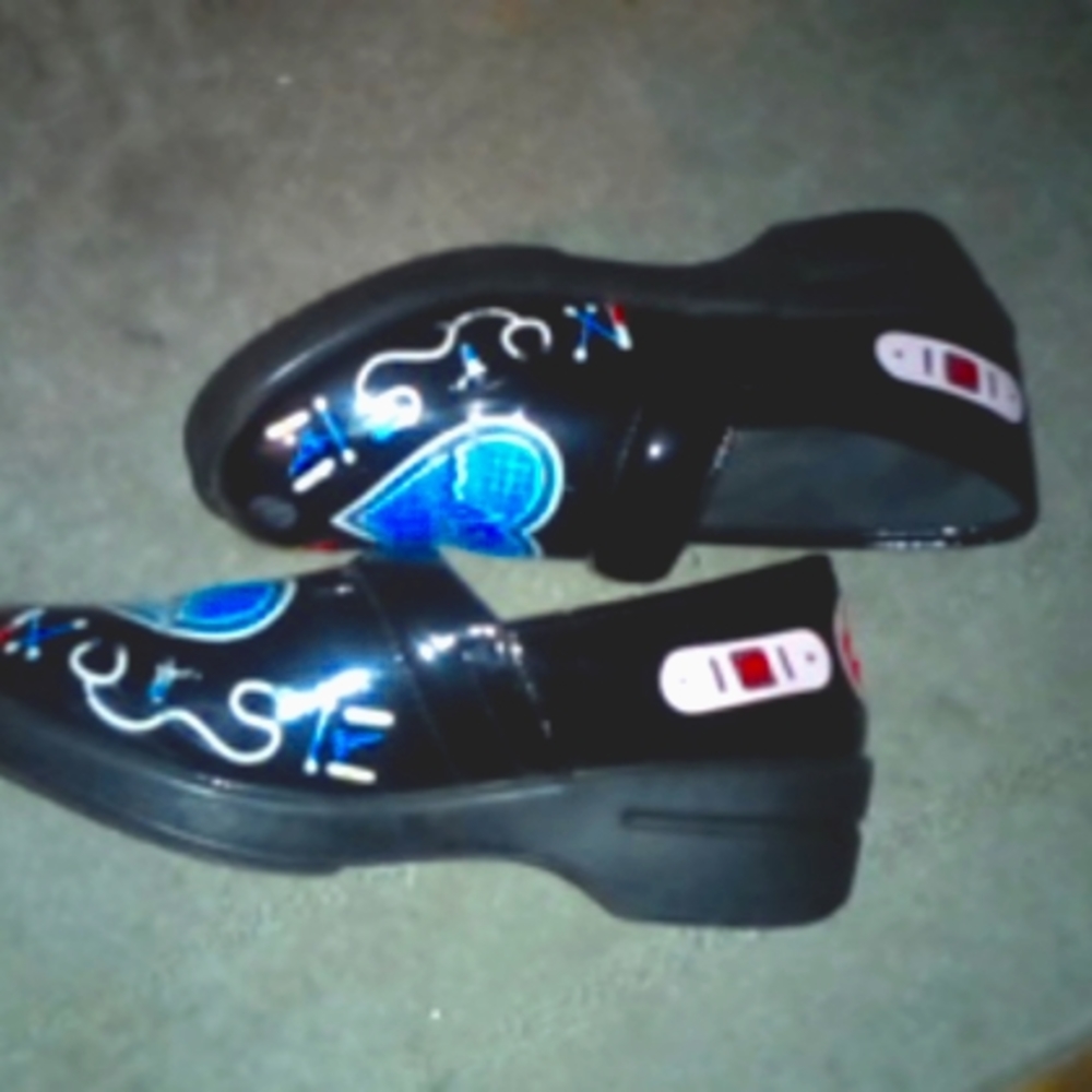 Nurse shoes